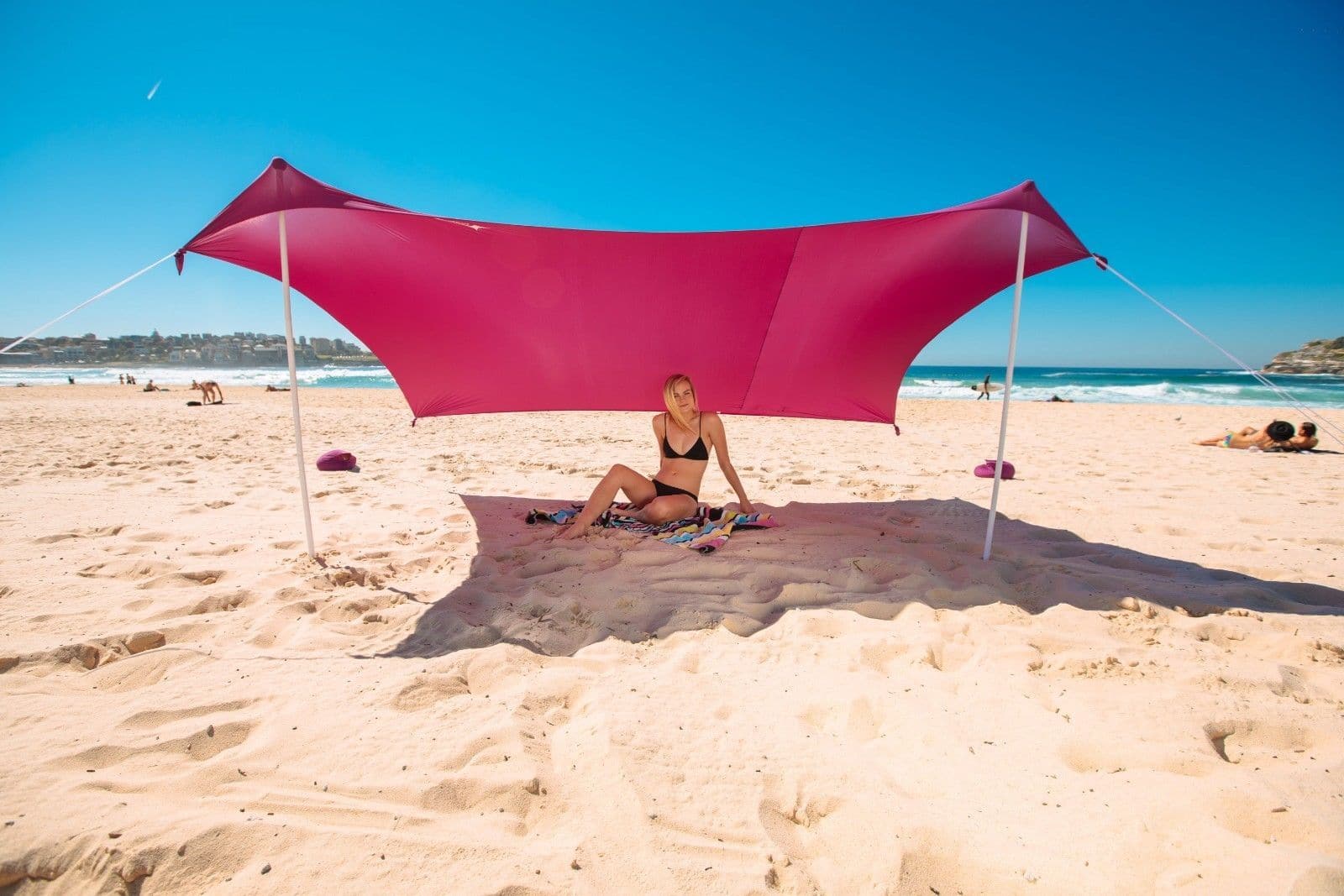 UPtent - Family Beach Sunshade - Weloveinnov