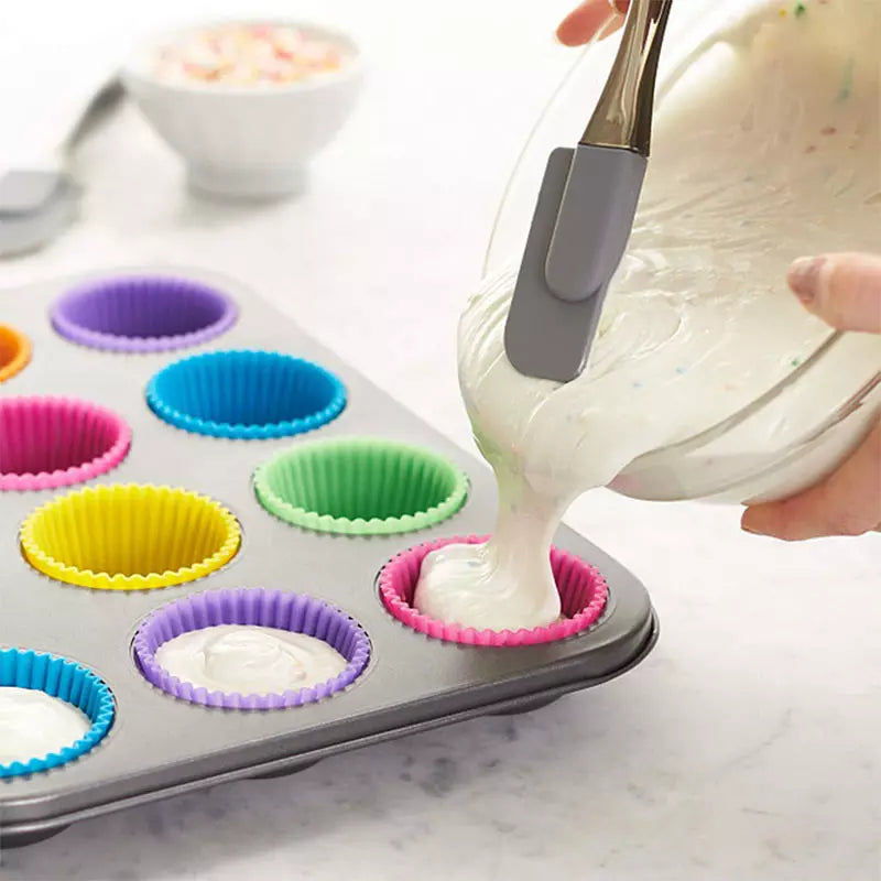 4 Pieces Silicone cupcake moulds - Non-stick and BPA Free